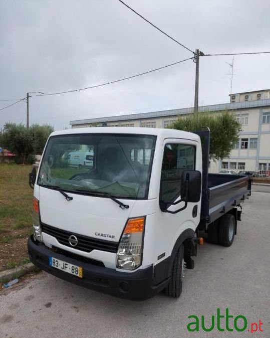 2010' Nissan Cabstar photo #2