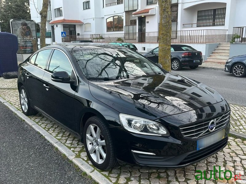2016' Volvo S60 2.0 D2 Momentum photo #3