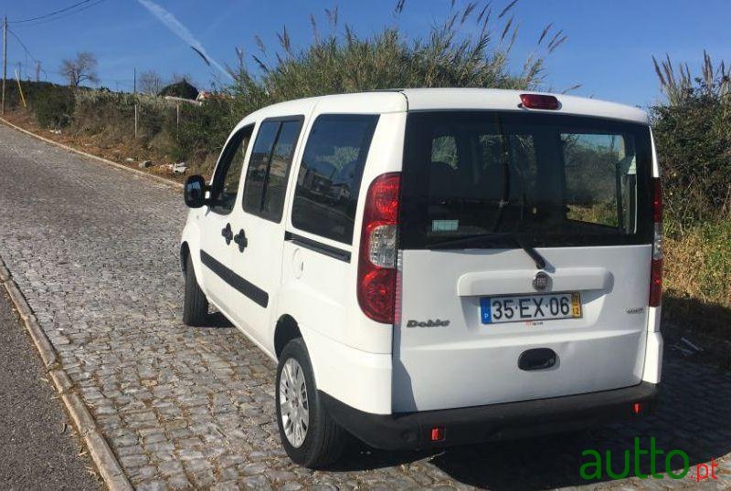 2007' Fiat Doblo 1.3 Multijet photo #1