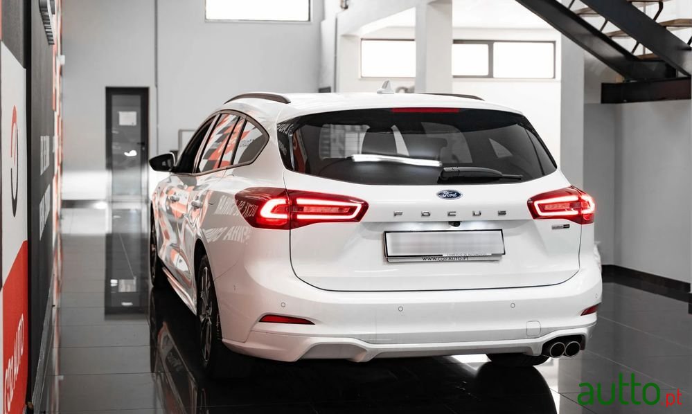 2023' Ford Focus Sw photo #6