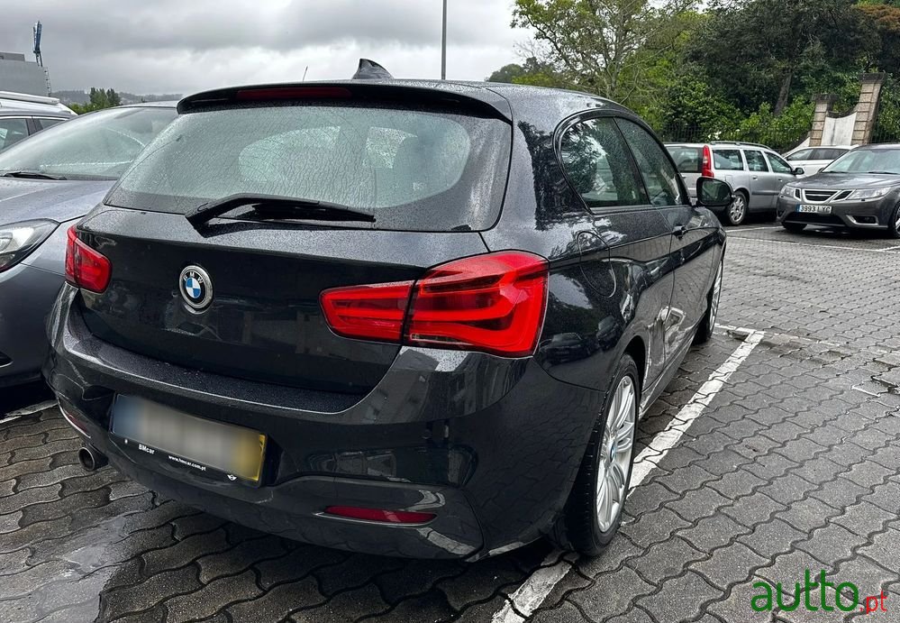 2016' BMW 116 D Pack M photo #3