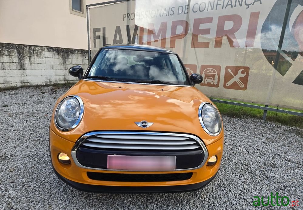 2014' MINI Cooper D 3 Portas photo #2