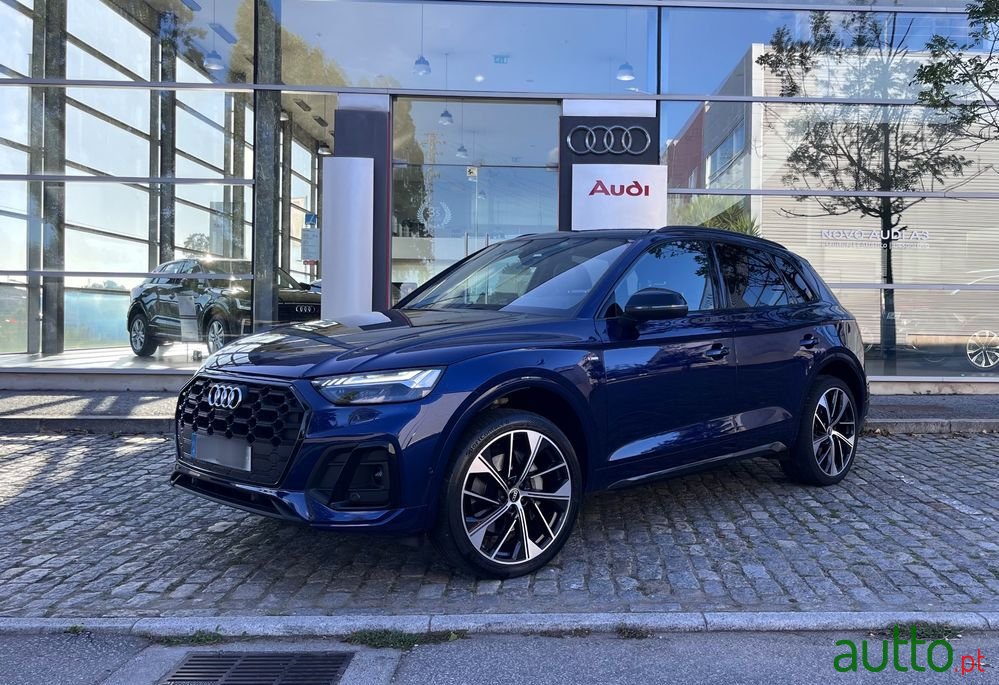 2021' Audi Q5 S Tronic photo #1