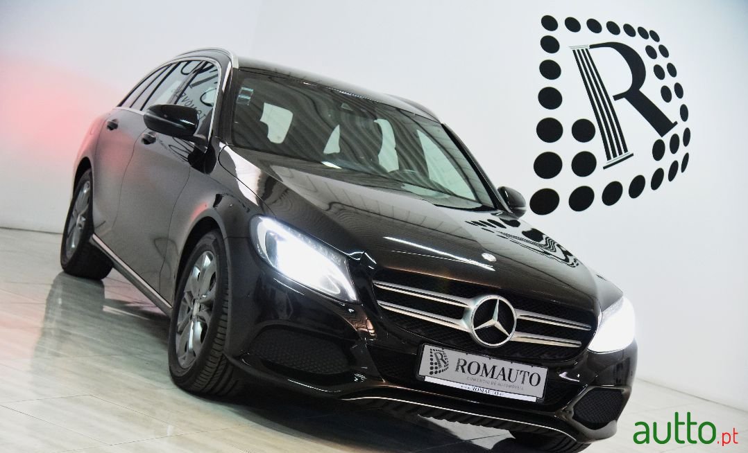 2015' Mercedes-Benz C-200 photo #4