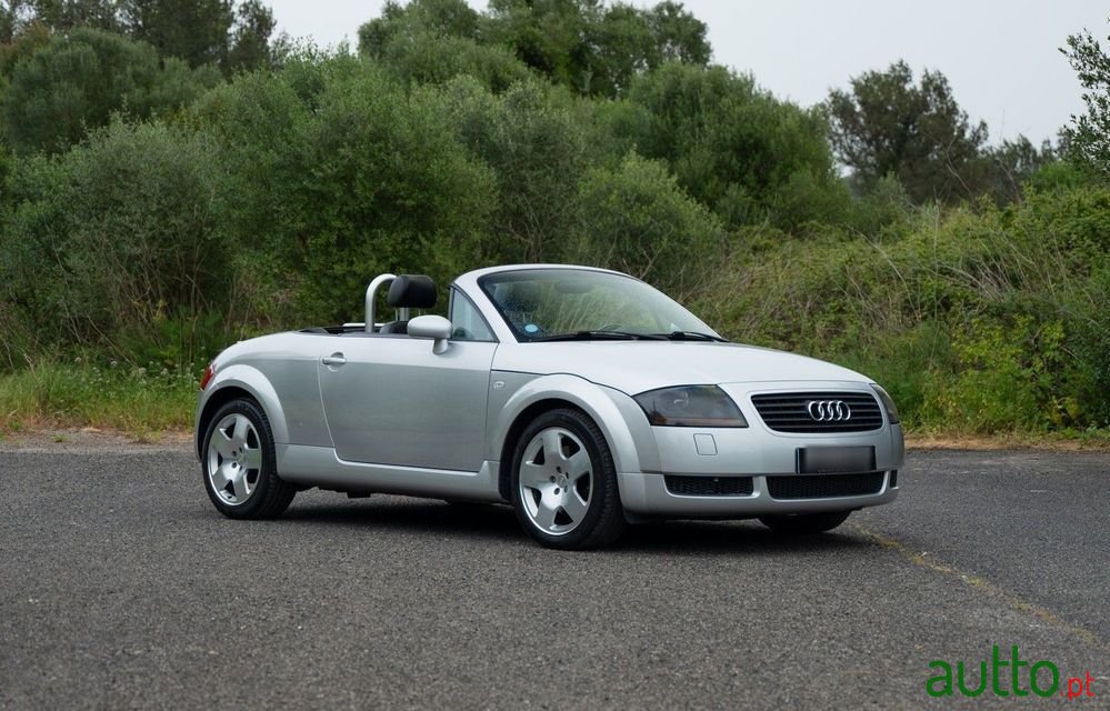 2002' Audi TT Roadster photo #3