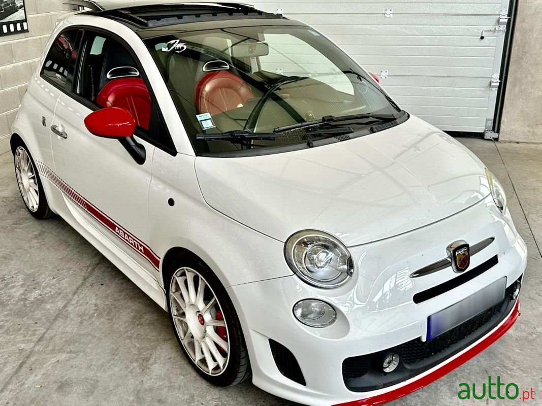 2011' Fiat 500 Abarth photo #4