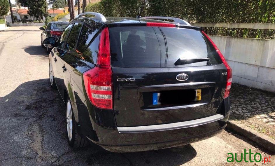 2008' Kia Ceed Sw photo #4