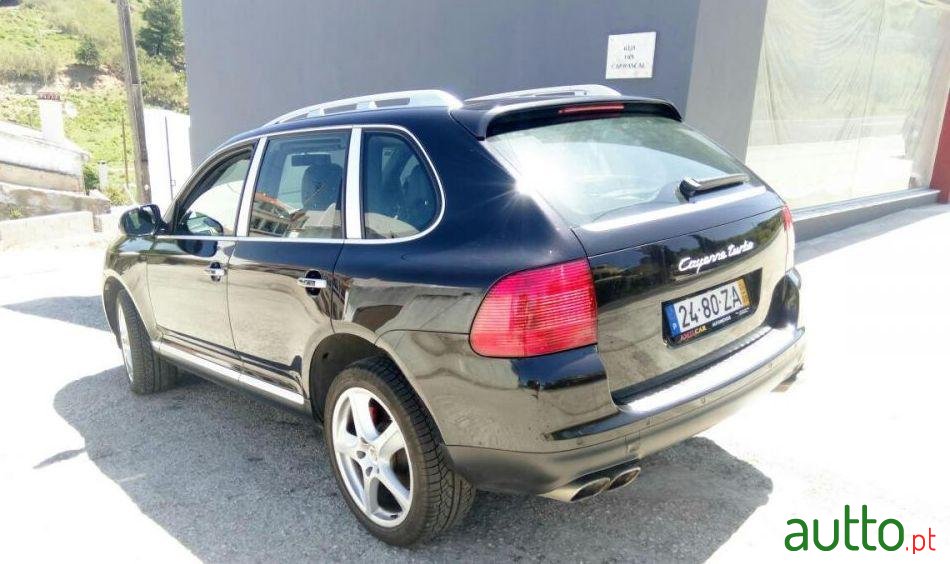 2004' Porsche Cayenne 4.5 Turbo photo #1