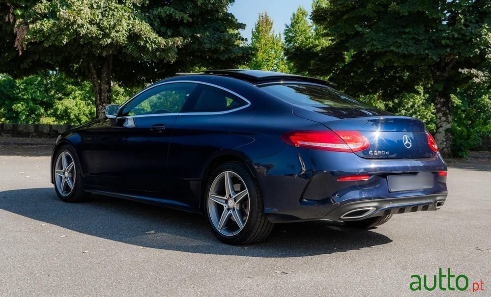 2017' Mercedes-Benz Classe C D photo #6
