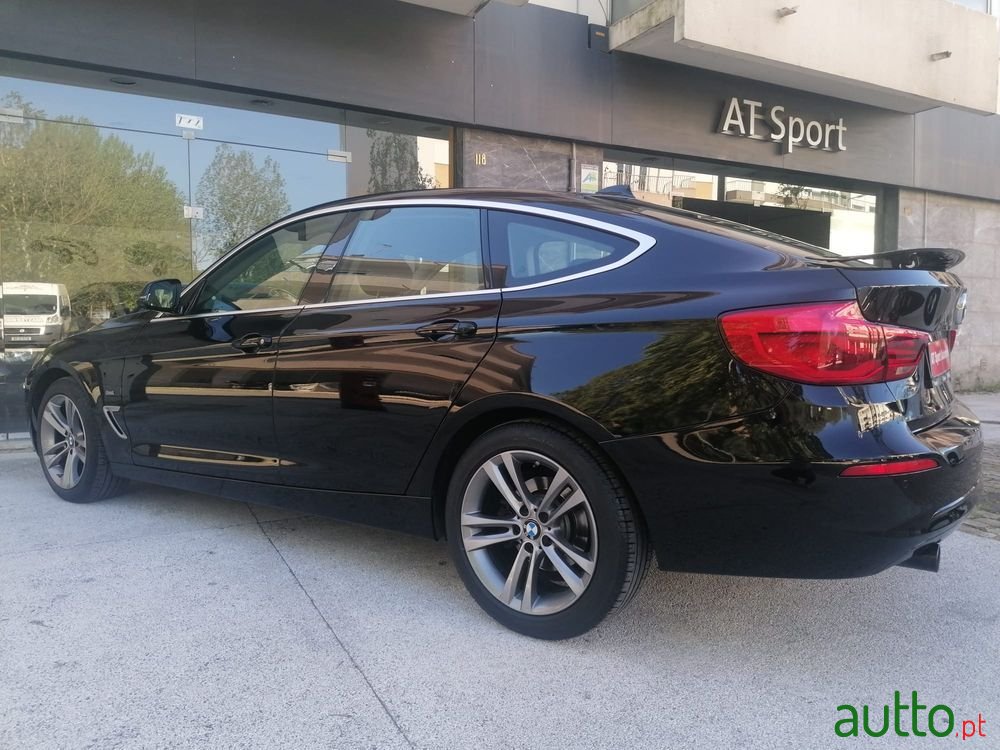 2016' BMW Série 3 D Line Sport photo #5