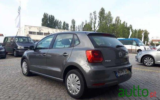 2015' Volkswagen Polo 1.4 Tdi Trendline photo #1