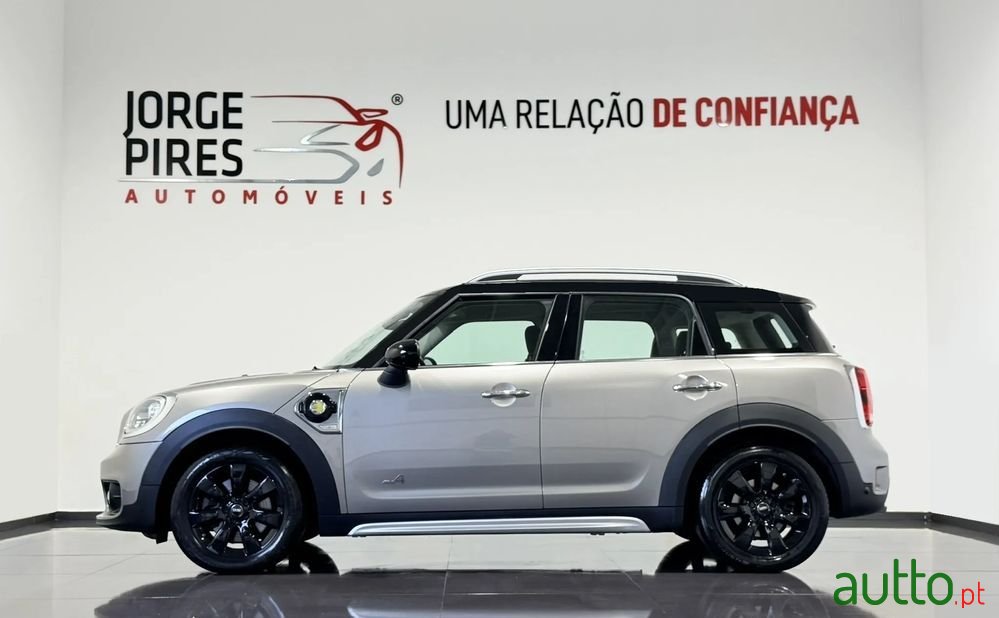 2019' MINI Countryman Cooper Se All4 Auto photo #4