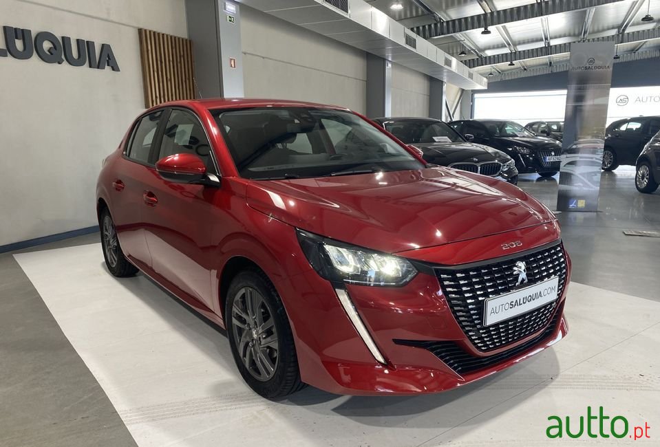 2021' Peugeot 208 photo #6