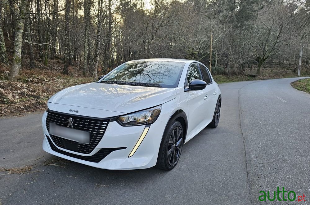 2021' Peugeot 208 photo #6