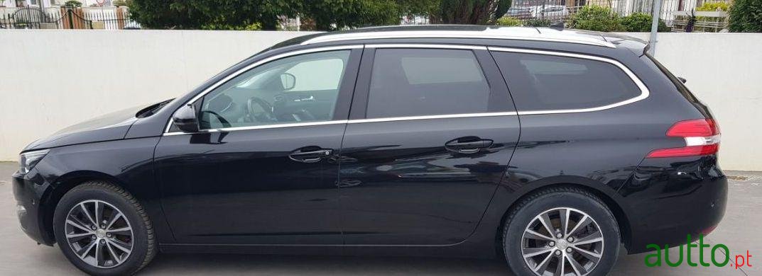 2016' Peugeot 308 Sw photo #2