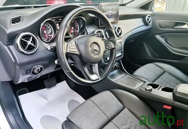 2019' Mercedes-Benz Classe Gla Style Aut. photo #6