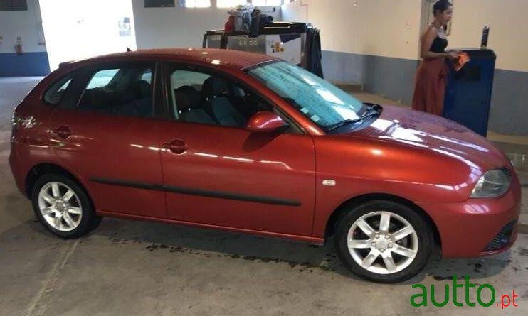 2006' SEAT Ibiza photo #2