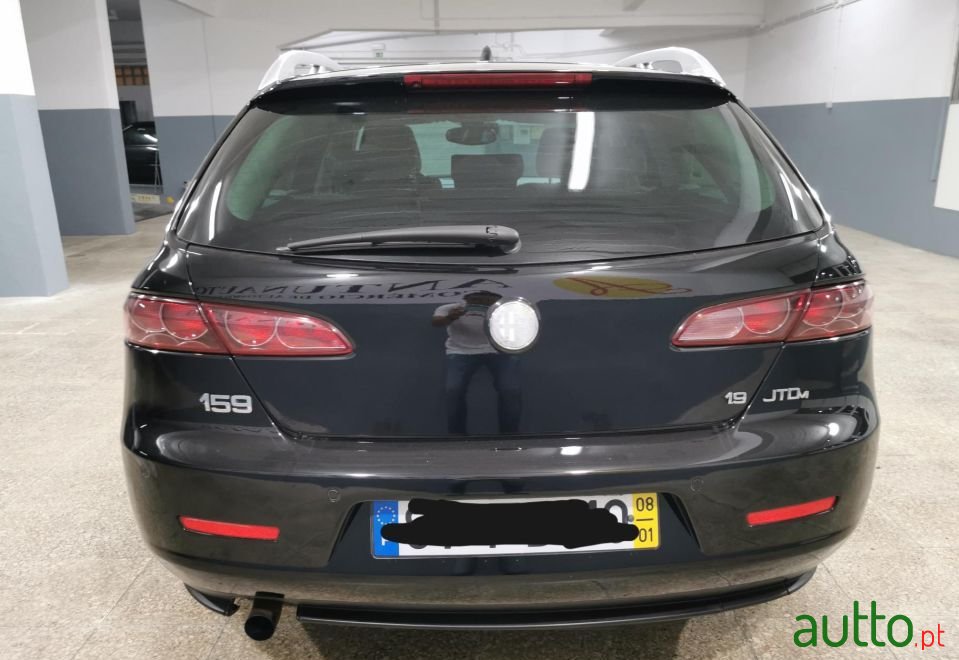 2008' Alfa Romeo 159 Sportwagon photo #5