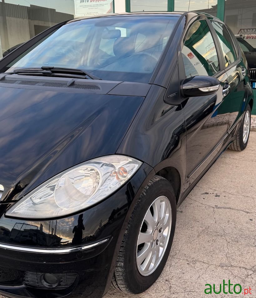 2008' Mercedes-Benz Classe A Elegance photo #3