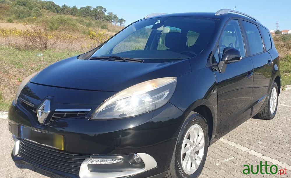 2016' Renault Grand Scenic photo #1