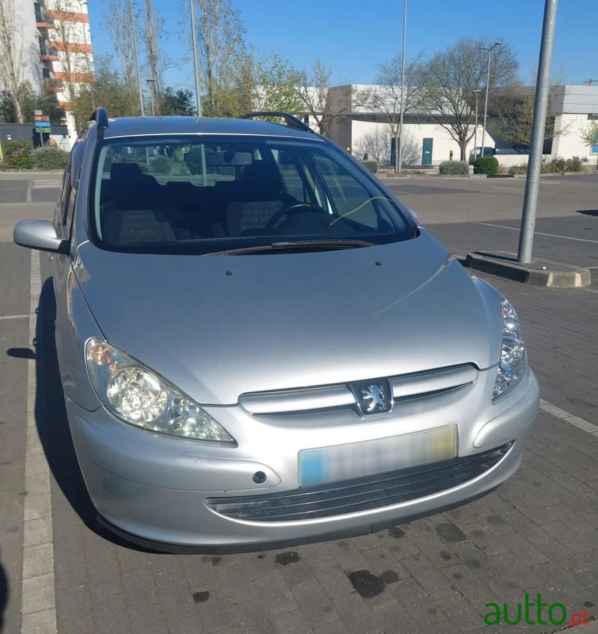 2004' Peugeot 307 Break photo #6