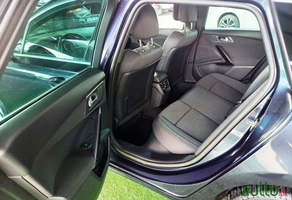 2014' Peugeot 508 Sw photo #5