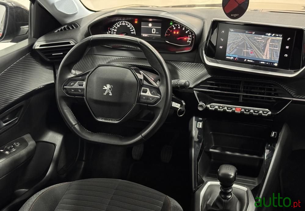 2020' Peugeot 208 photo #5