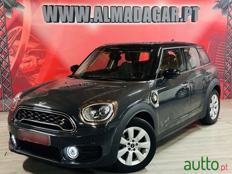 2019' MINI Countryman Cooper Se All4 Auto photo #1