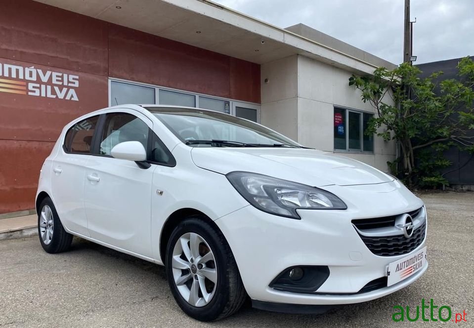 2016' Opel Corsa photo #2