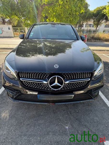 2018' Mercedes-Benz Classe Glc photo #1