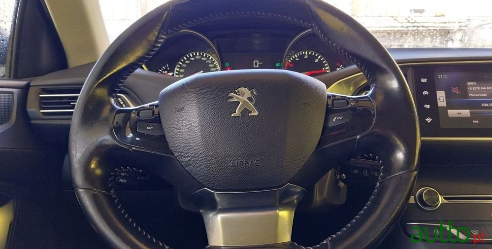 2015' Peugeot 308 1.6 Bluehdi Access photo #6