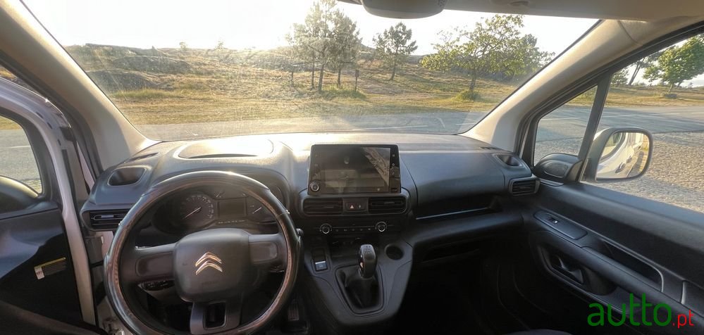 2020' Citroen Berlingo photo #6
