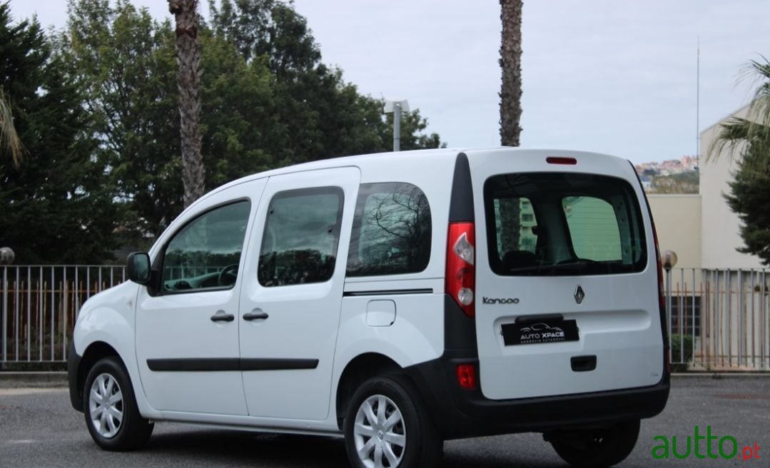 2010' Renault Kangoo photo #4