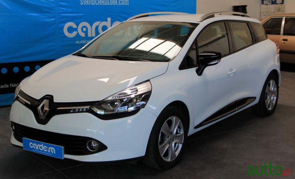 2015' Renault 1.5 dCi Dynamique S 82g photo #2