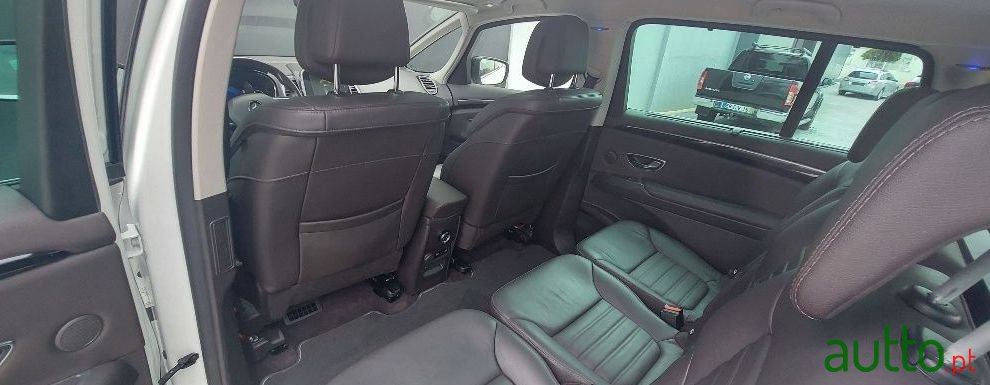 2017' Renault Espace photo #3