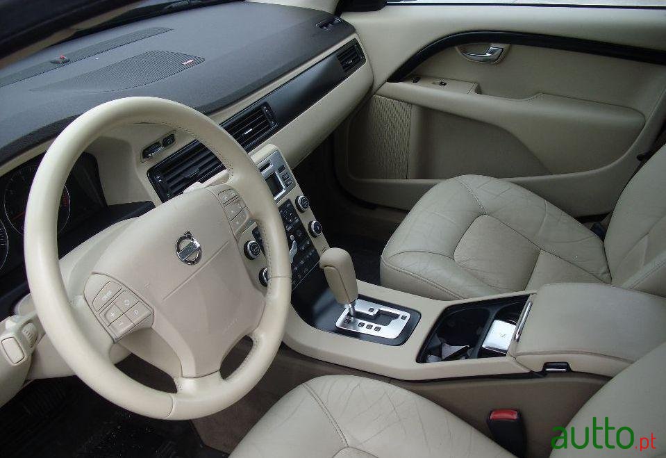 2007' Volvo S80 D5 Summum photo #2