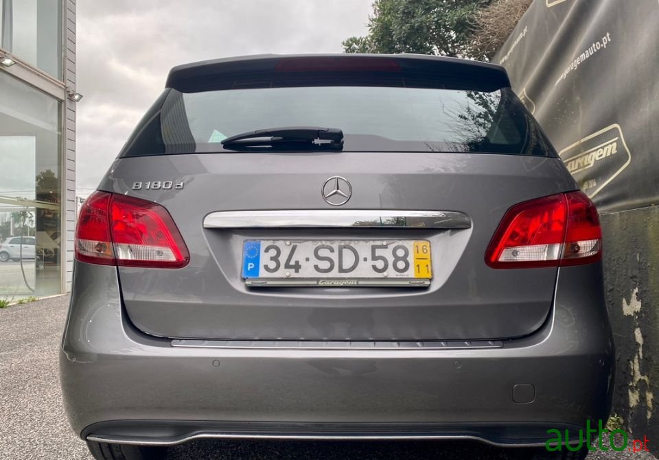 2016' Mercedes-Benz B-180 photo #4