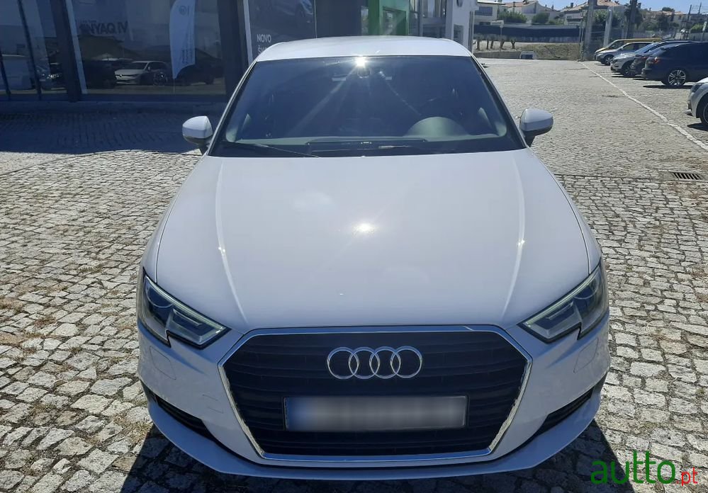 2016' Audi A3 Sportback photo #2