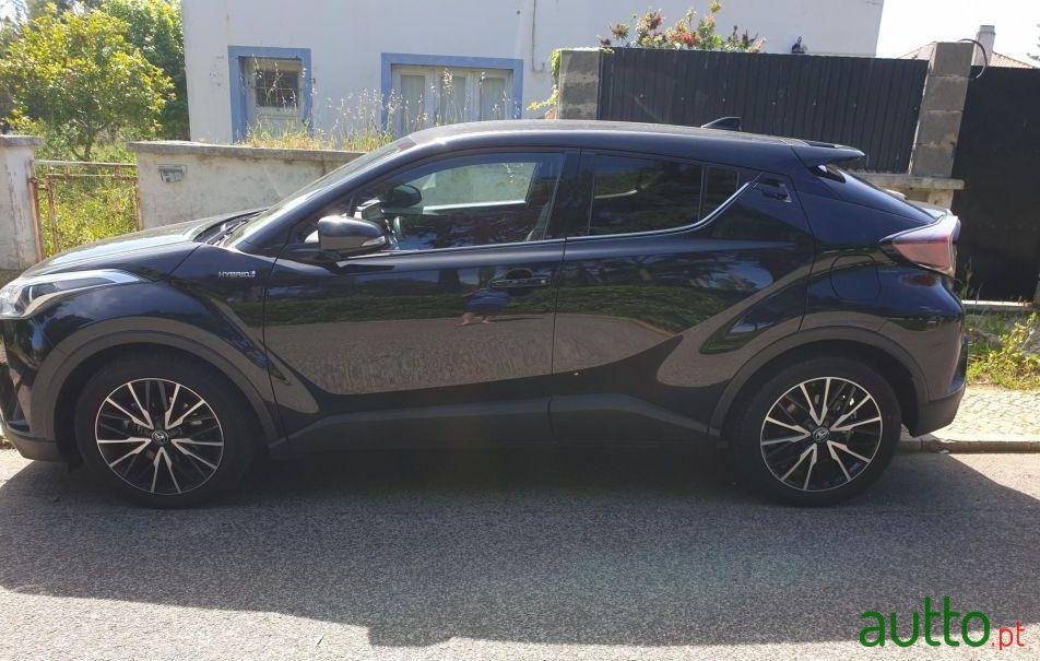 2018' Toyota C-Hr photo #2