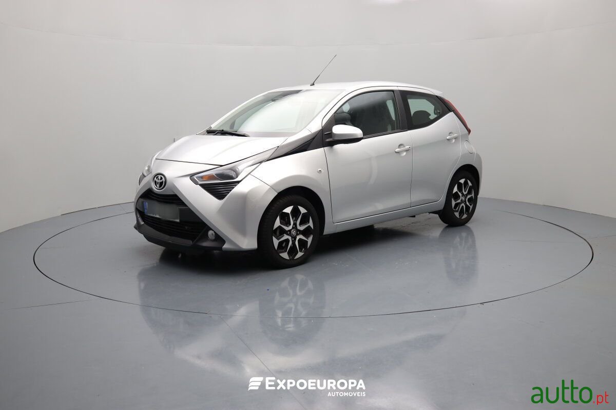 2021' Toyota Aygo photo #1