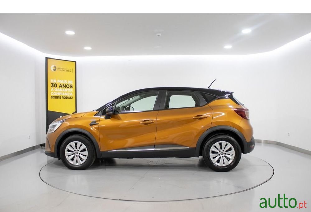 2020' Renault Captur photo #4