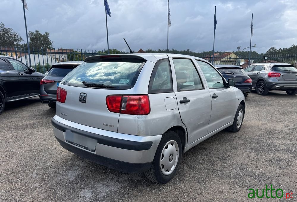 2001' SEAT Ibiza 1.4 Passion photo #6