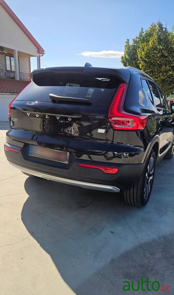 2020' Volvo Xc 40 photo #3