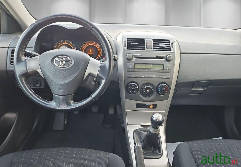 2007' Toyota Corolla 1.4 D-4D Terra Ac photo #2