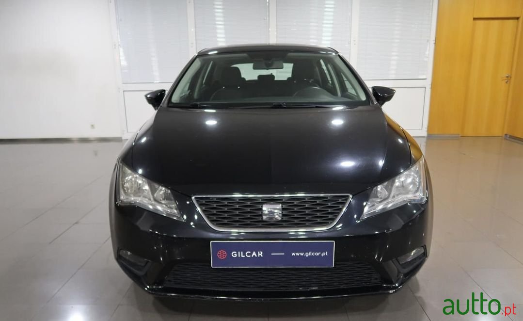 2013' SEAT Leon photo #3