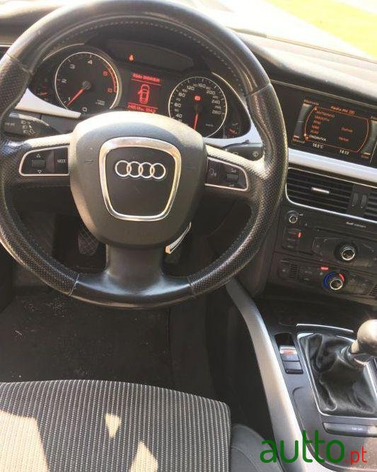 2008' Audi A4 2.0 Tdi photo #3