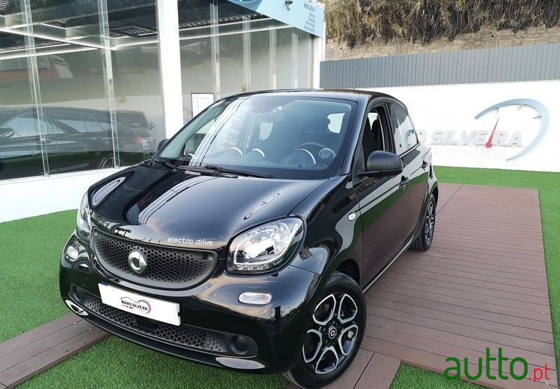 2017' Smart Forfour photo #1