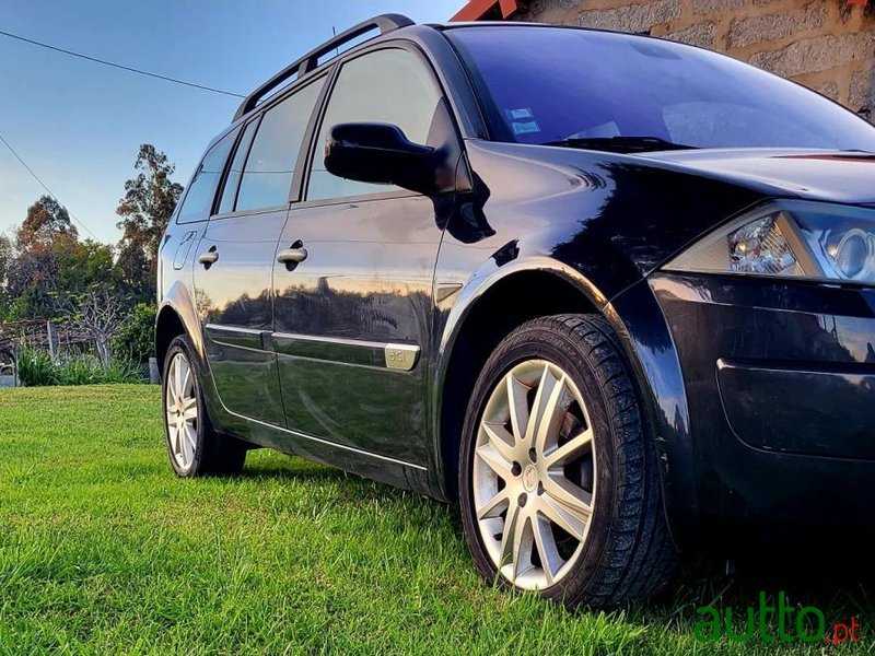 2004' Renault Megane Break photo #3