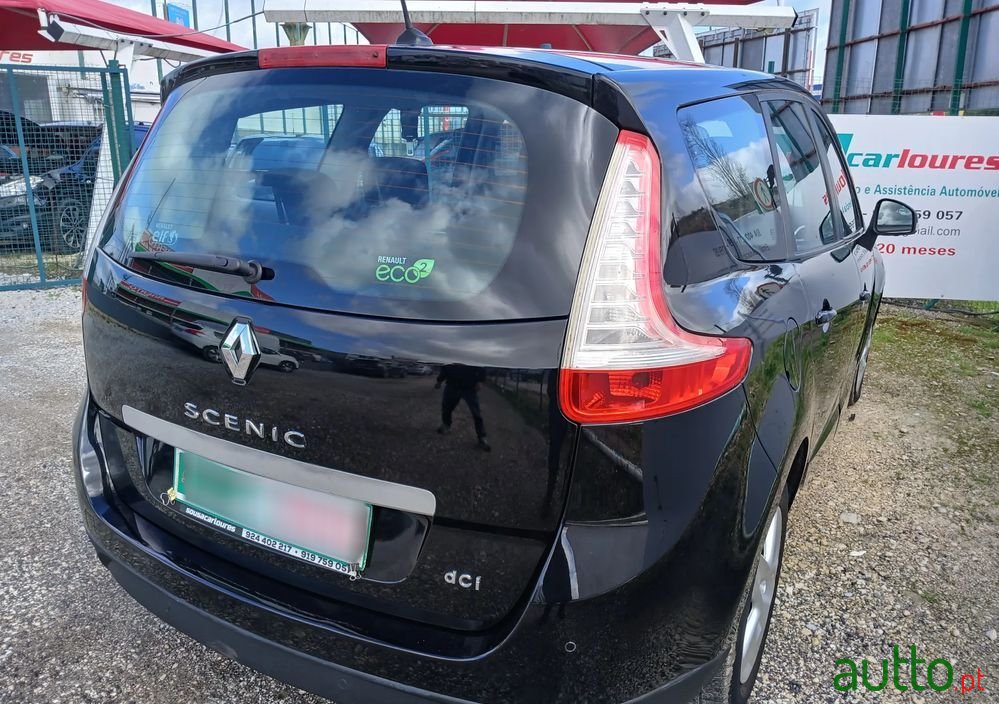 2013' Renault Grand Scenic photo #6