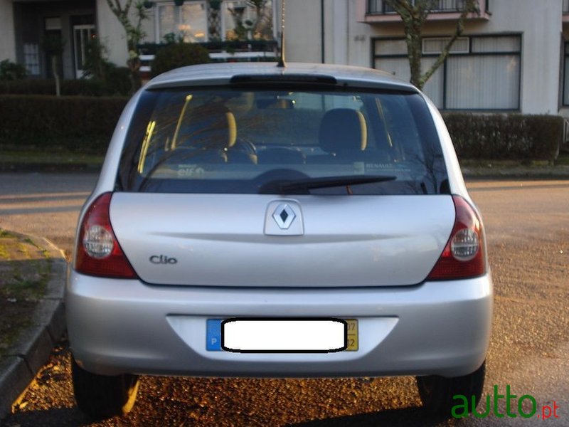 2007' Renault Clio photo #6